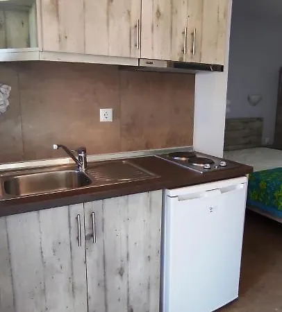 Aiolos Ii Apartament