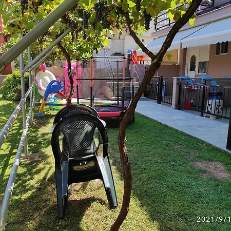 Apartament Aiolos Ii *
